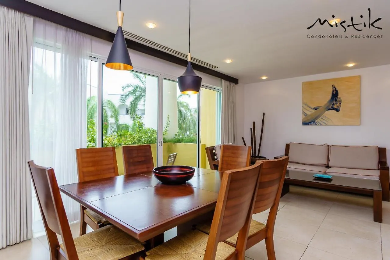 Pueblito Escondido By Mistik Vacation Rentals 普拉亚卡门 公寓式酒店